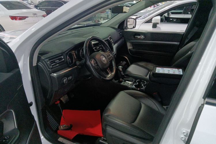 Used Jeep Grand Commander 2022 2.0T Two-Wheel Drive Luxury Version Left Front Seat