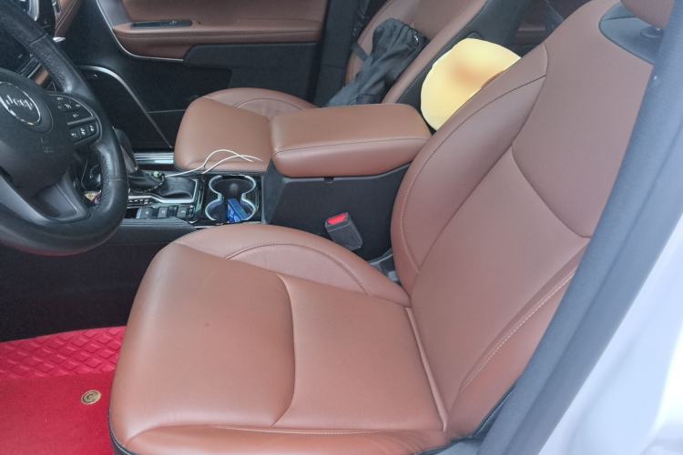 Used Jeep Grand Commander 2022 2.0T Four-Wheel Drive Luxury Edition Left Front Seat