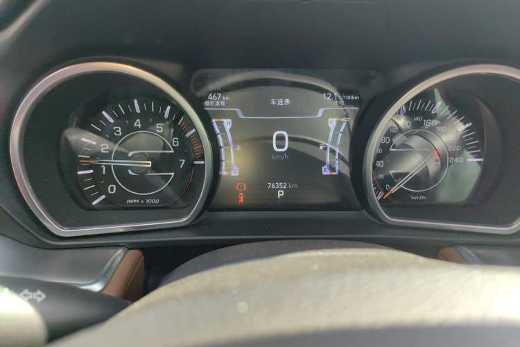 Used Jeep Grand Commander 2022 2.0T Four-Wheel Drive Luxury Edition Odometer Close Up