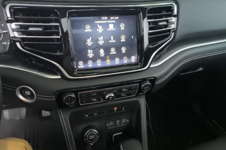 Used Jeep Grand Commander PHEV 2020 2.0T Plug-in Hybrid Elite Edition + Autonomous Driving Smart Package Audio And AC Panel