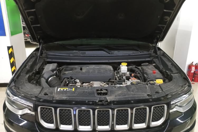 Used Jeep Grand Commander PHEV 2020 2.0T Plug-in Hybrid Leading Edition Engine Bay