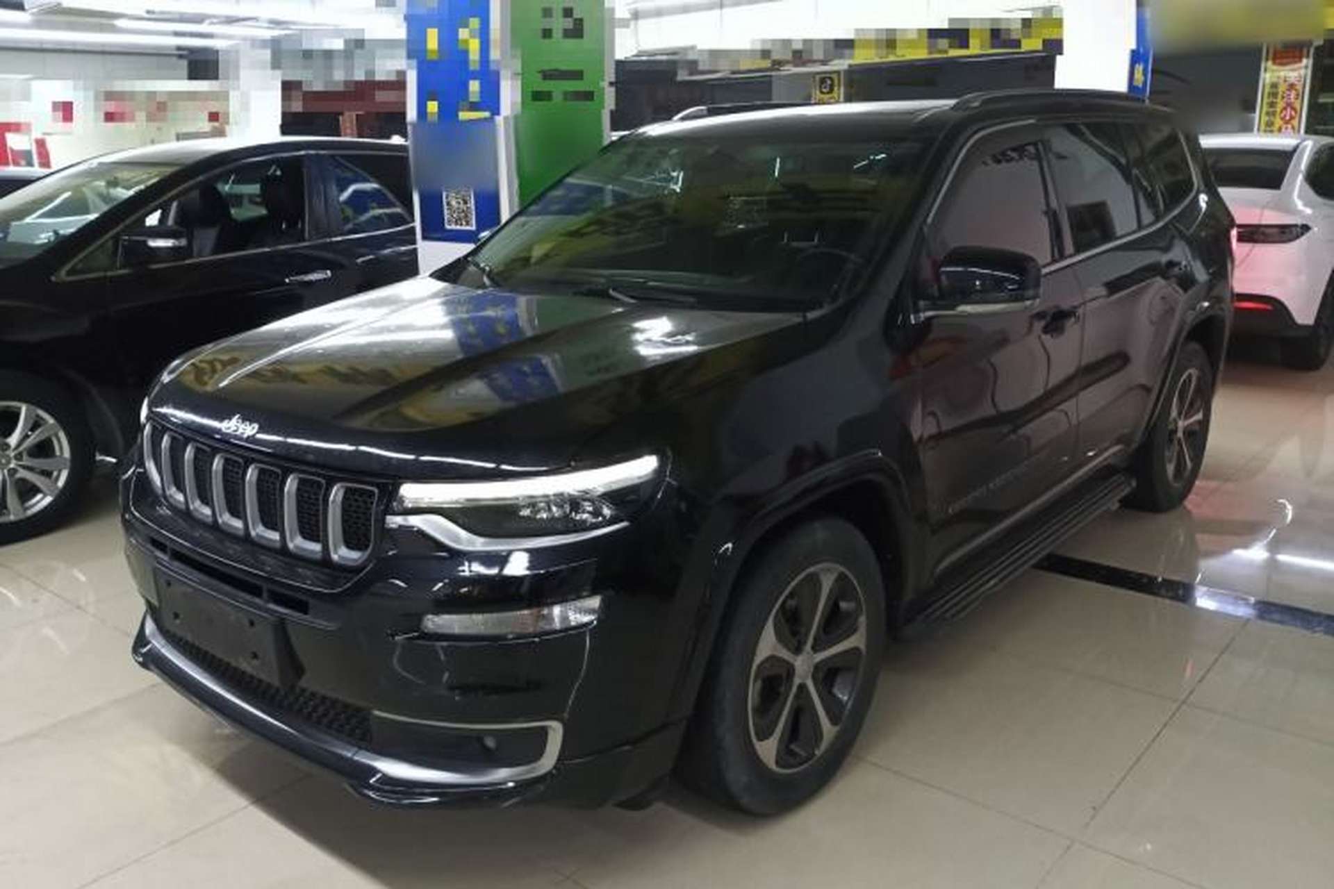 Used Jeep Grand Commander PHEV 2020 2.0T Plug-in Hybrid Leading Edition Front Left 45 Deg