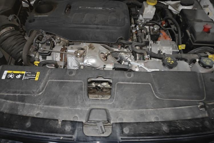 Used Jeep Grand Commander PHEV 2020 2.0T Plug-in Hybrid Leading Edition Engine Bay