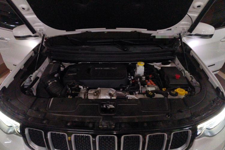 Used Jeep Grand Commander PHEV 2020 2.0T Plug-in Hybrid Elite Edition Engine Bay