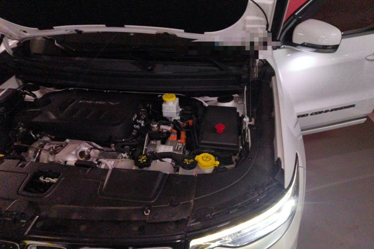 Used Jeep Grand Commander PHEV 2020 2.0T Plug-in Hybrid Elite Edition Engine Bay Left