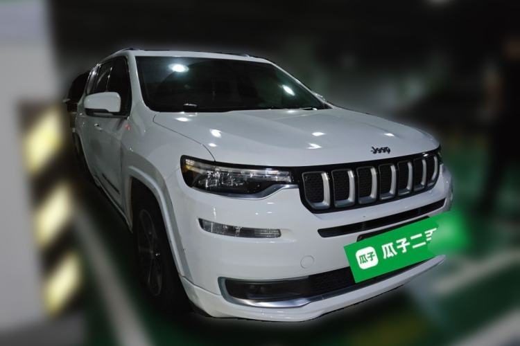 Used Jeep Grand Commander PHEV 2020 2.0T Plug-in Hybrid Leading Edition Front Right 45 Deg
