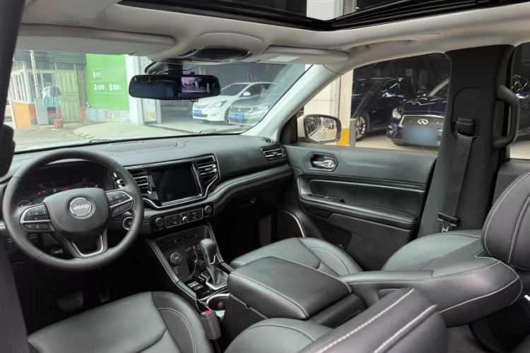 Used Jeep Grand Commander PHEV 2020 2.0T Plug-in Hybrid Leading Edition Interior 1