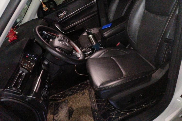 Used Jeep Grand Commander PHEV 2020 2.0T Plug-in Hybrid Elite Edition Left Front Seat