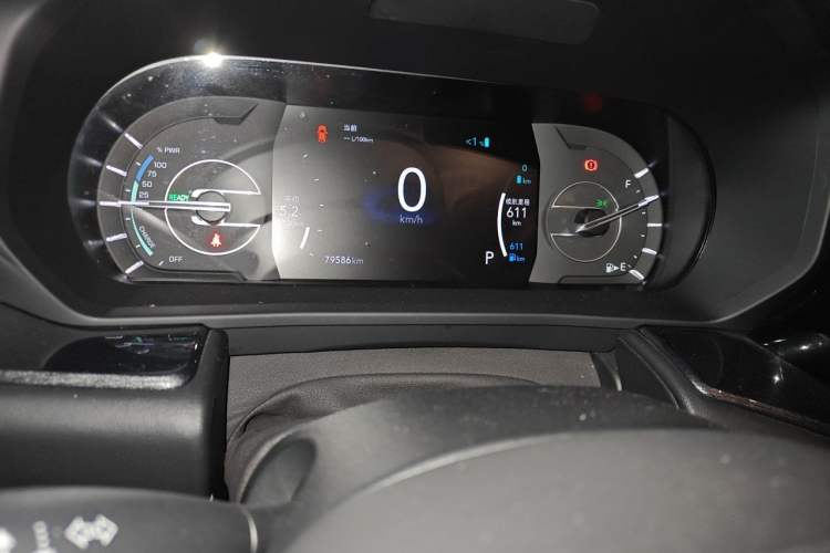Used Jeep Grand Commander PHEV 2020 2.0T Plug-in Hybrid Leading Edition Odometer Close Up