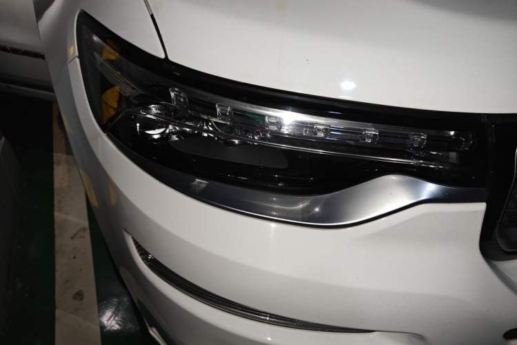 Used Jeep Grand Commander PHEV 2020 2.0T Plug-in Hybrid Leading Edition Right Front Headlight