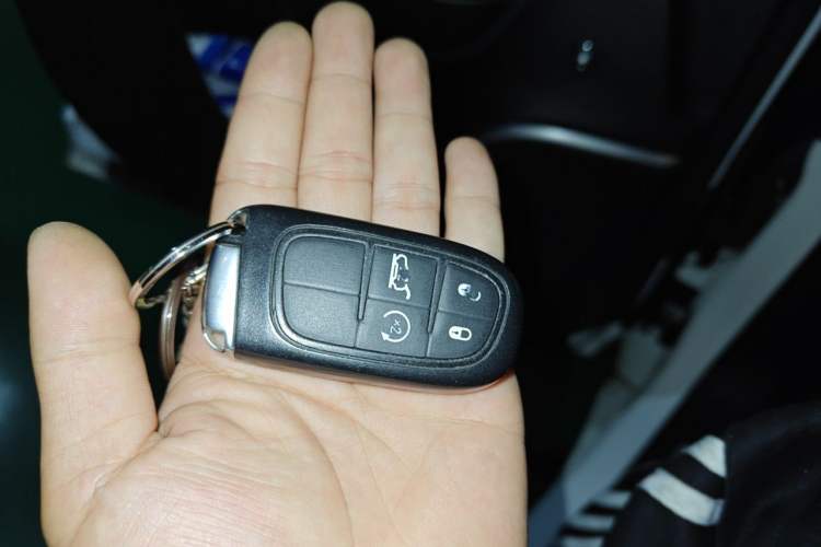 Used Jeep Grand Commander PHEV 2020 2.0T Plug-in Hybrid Leading Edition Vehicle Key