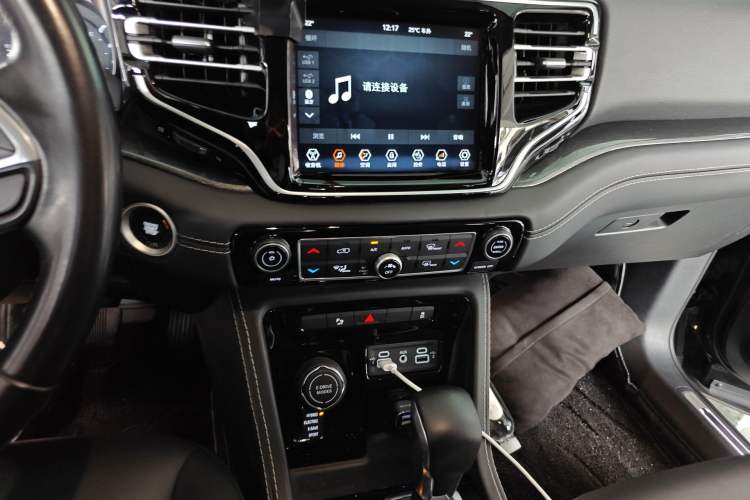 Used Jeep Grand Commander PHEV 2022 2.0T Plug-in Hybrid Version Audio And AC Panel