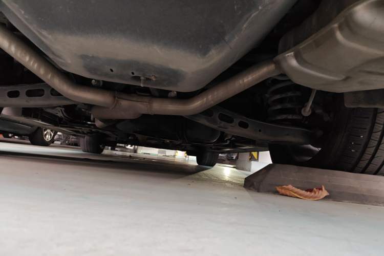 Used Jeep Grand Commander PHEV 2022 2.0T Plug-in Hybrid Version Chassis Rear