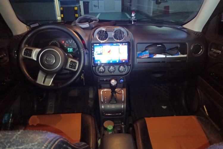 Used Jeep Patriot 2011 2.4 Classic Edition Center Console