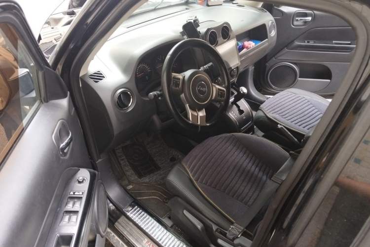 Used Jeep Patriot 2011 2.4 Sport Edition Driver Seat