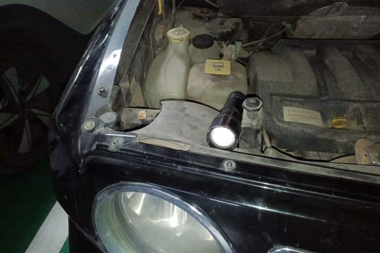 Used Jeep Patriot 2011 2.4 Classic Edition Engine Bay Right
