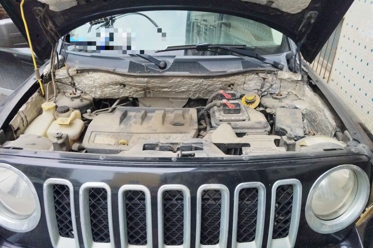 Used Jeep Patriot 2011 2.4 Sport Edition Engine Bay