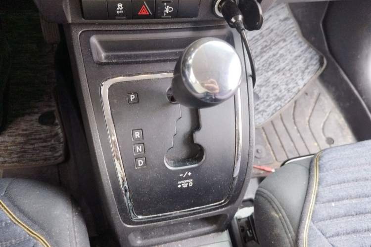 Used Jeep Patriot 2011 2.4 Sport Edition Gear Lever