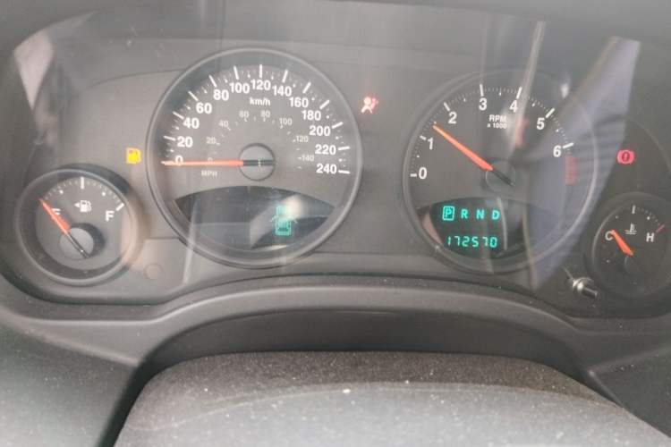 Used Jeep Patriot 2011 2.4 Sport Edition Odometer Close Up