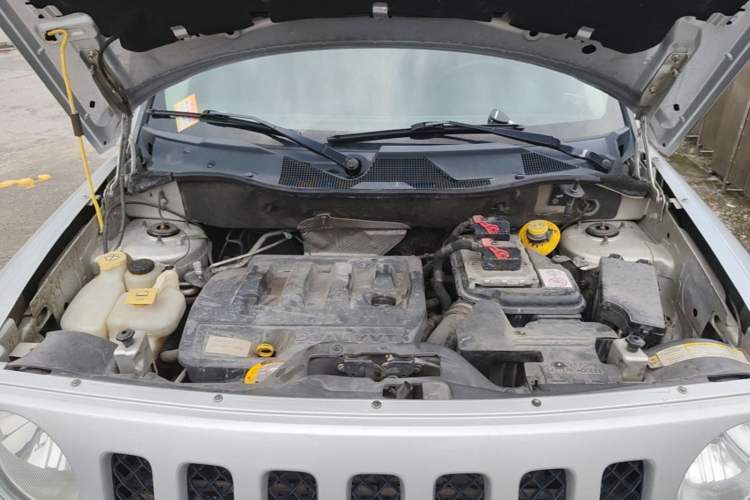Used Jeep Patriot 2011 2.4 Classic Upgrade Edition Engine Bay