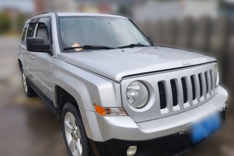 Used Jeep Patriot 2011 2.4 Classic Upgrade Edition Front Right 45 Deg