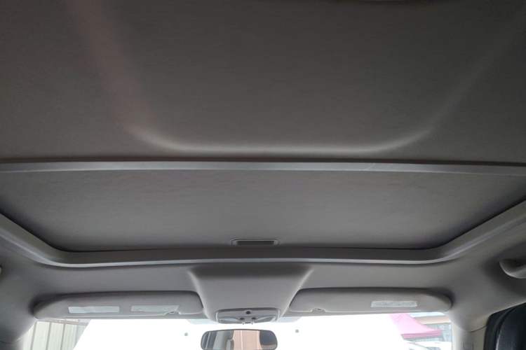 Used Jeep Patriot 2011 2.4 Classic Upgrade Edition Headliner