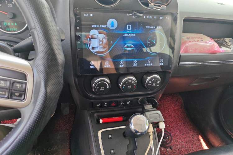 Used Jeep Patriot 2011 2.4 Luxury Edition Audio And AC Panel