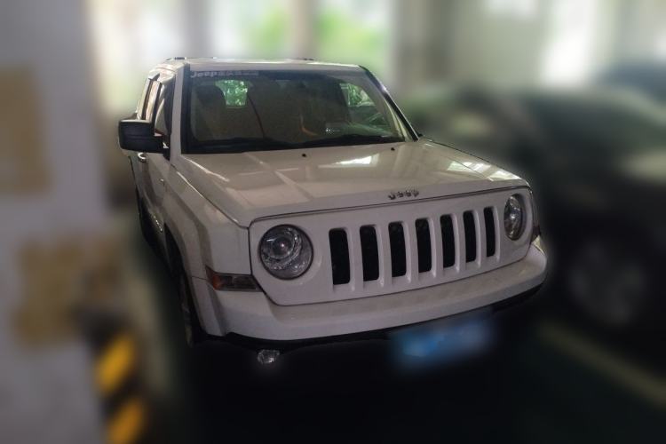 Used Jeep Patriot 2011 2.4 Sport Edition Front Right 45 Deg