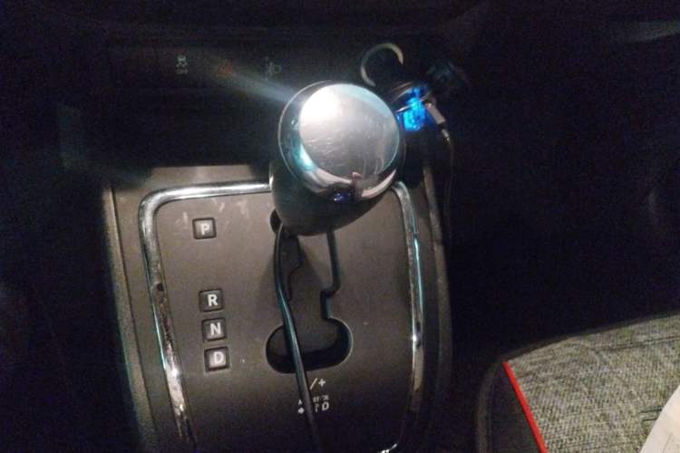 Used Jeep Patriot 2011 2.4 Sport Edition Gear Lever