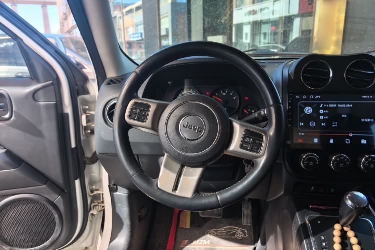 Used Jeep Patriot 2011 2.4 Sport Edition Steering Wheel