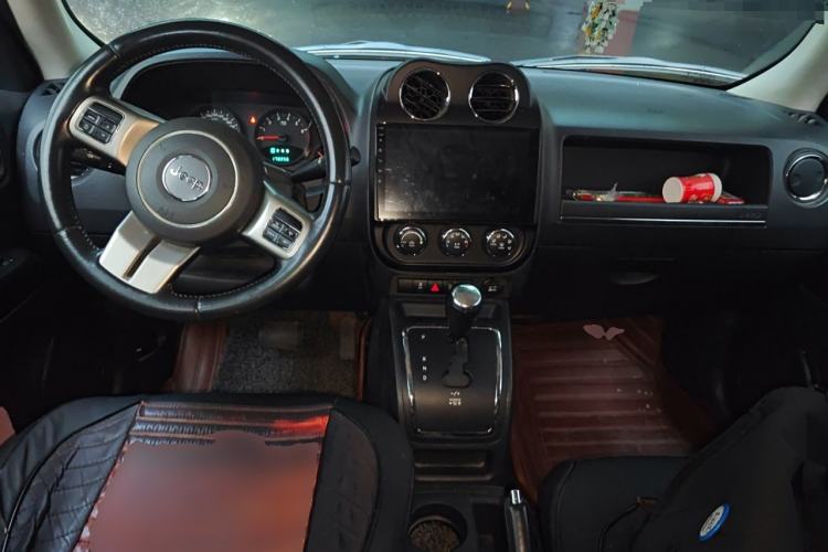 Used Jeep Patriot 2012 2.4 Sport Edition Center Console