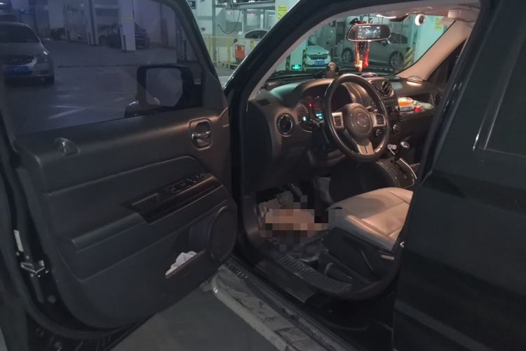 Used Jeep Patriot 2012 2.4 Luxury Edition Driver Seat