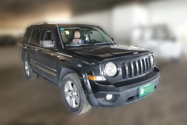Used Jeep Patriot 2012 2.4 Luxury Edition Front Right 45 Deg