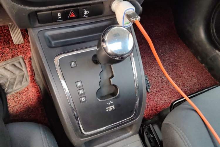 Used Jeep Patriot 2012 2.4 Sport Edition Gear Lever