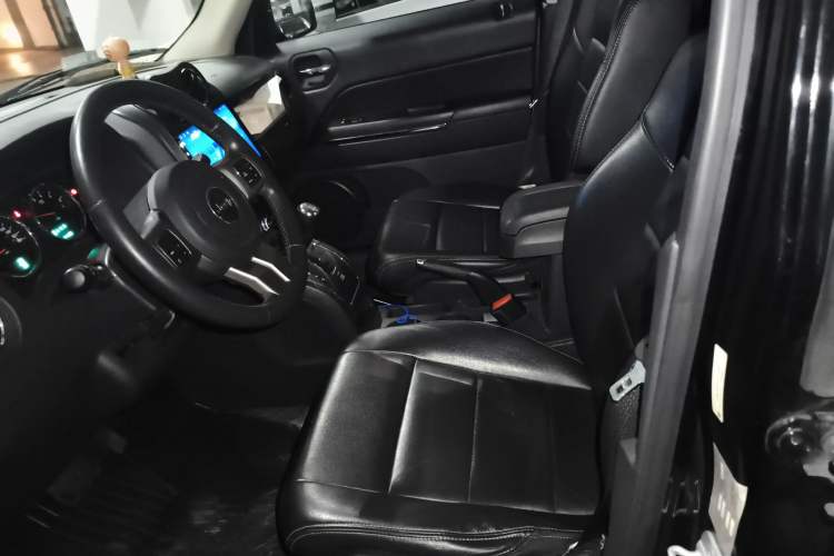 Used Jeep Patriot 2012 2.4 Luxury Edition Left Front Seat