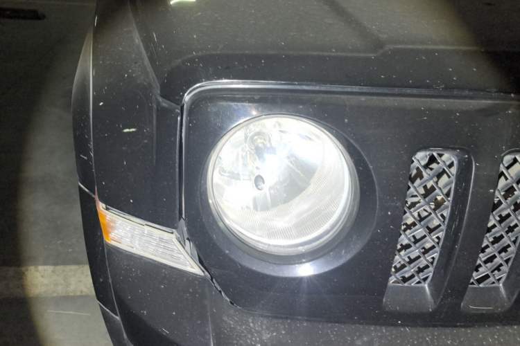 Used Jeep Patriot 2012 2.4 Luxury Edition Right Front Headlight