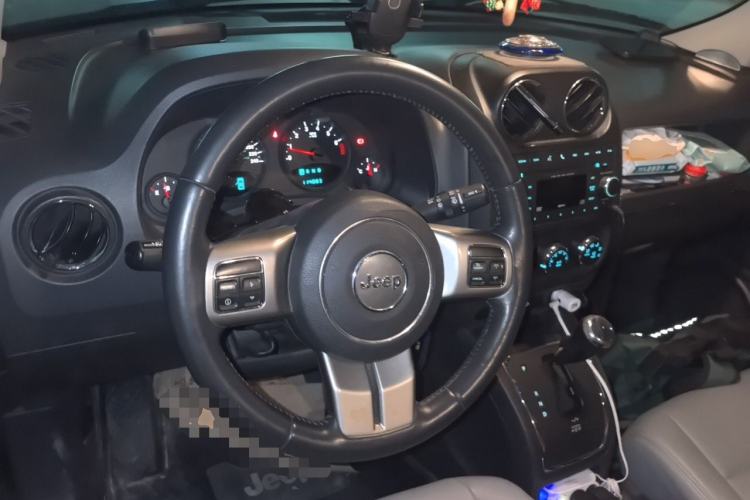Used Jeep Patriot 2012 2.4 Luxury Edition Steering Wheel