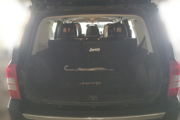 Used Jeep Patriot 2012 2.4 Luxury Edition Trunk