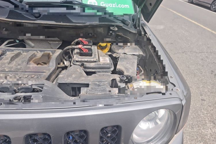 Used Jeep Patriot 2012 2.4 Luxury Edition Engine Bay Left
