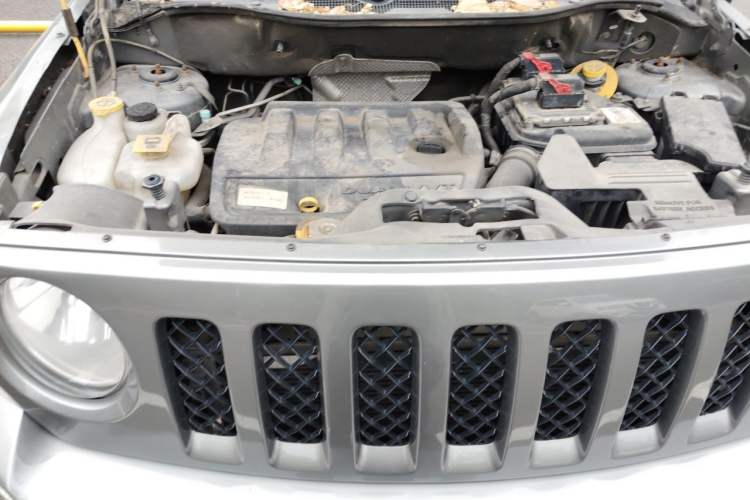 Used Jeep Patriot 2012 2.4 Luxury Edition Engine Bay