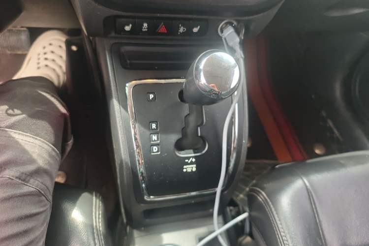 Used Jeep Patriot 2012 2.4 Luxury Edition Gear Lever