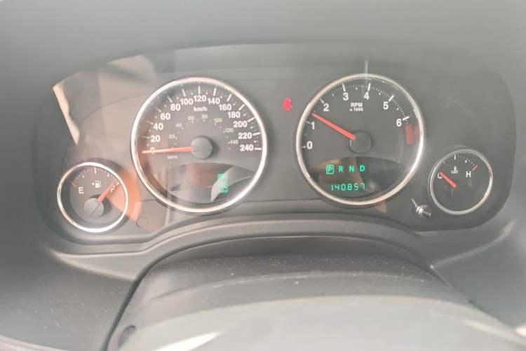 Used Jeep Patriot 2012 2.4 Luxury Edition Instrument Cluster