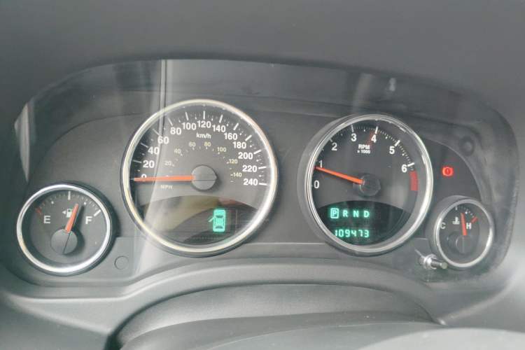 Used Jeep Patriot 2012 2.4 Luxury Edition Instrument Cluster