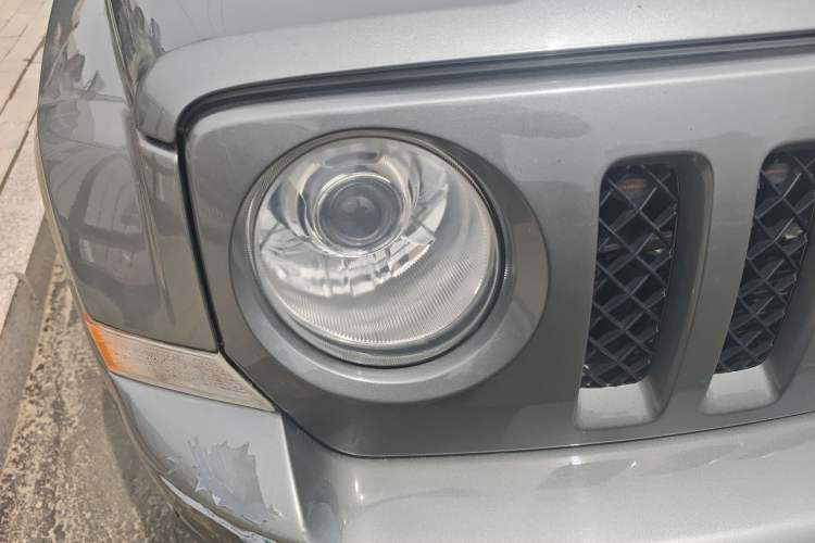 Used Jeep Patriot 2012 2.4 Luxury Edition Right Front Headlight