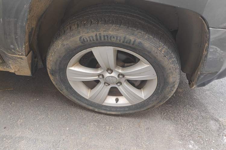 Used Jeep Patriot 2012 2.4 Sport Edition Right Front Wheel Hub