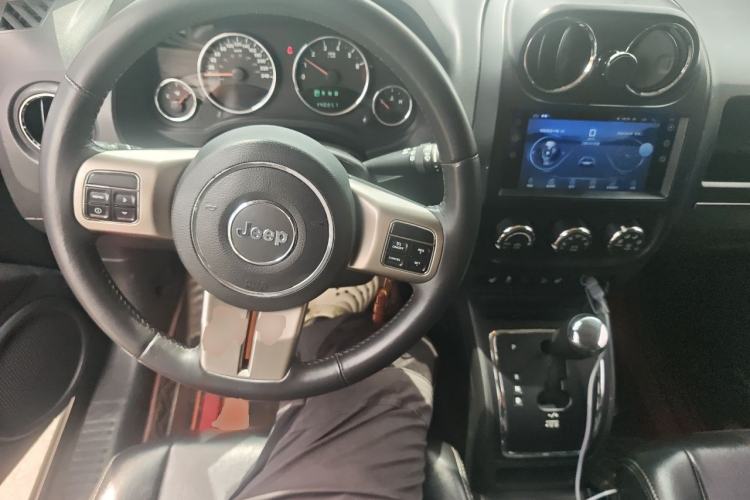 Used Jeep Patriot 2012 2.4 Luxury Edition Steering Wheel