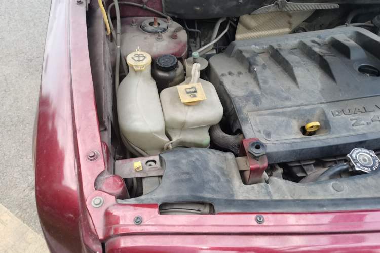 Used Jeep Patriot 2012 2.4 Luxury Edition Engine Bay Right