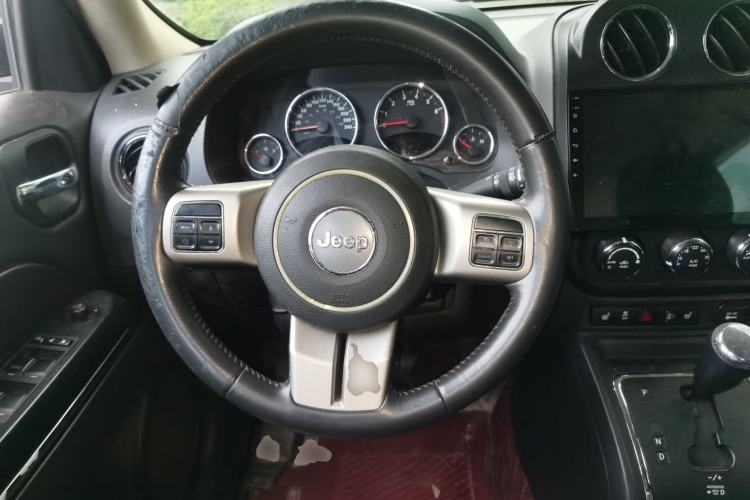 Used Jeep Patriot 2012 2.4 Luxury Edition Steering Wheel