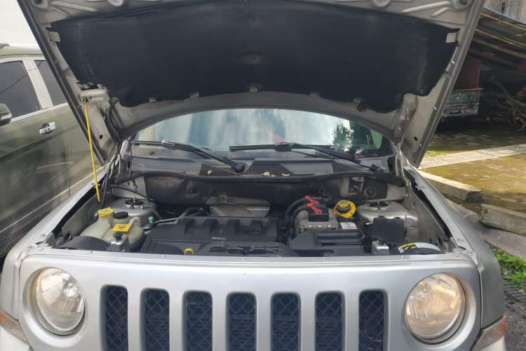 Used Jeep Patriot 2012 2.4 Sport Edition Engine Bay