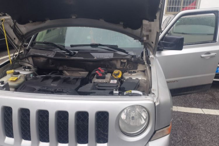 Used Jeep Patriot 2012 2.4 Sport Edition Engine Bay Left
